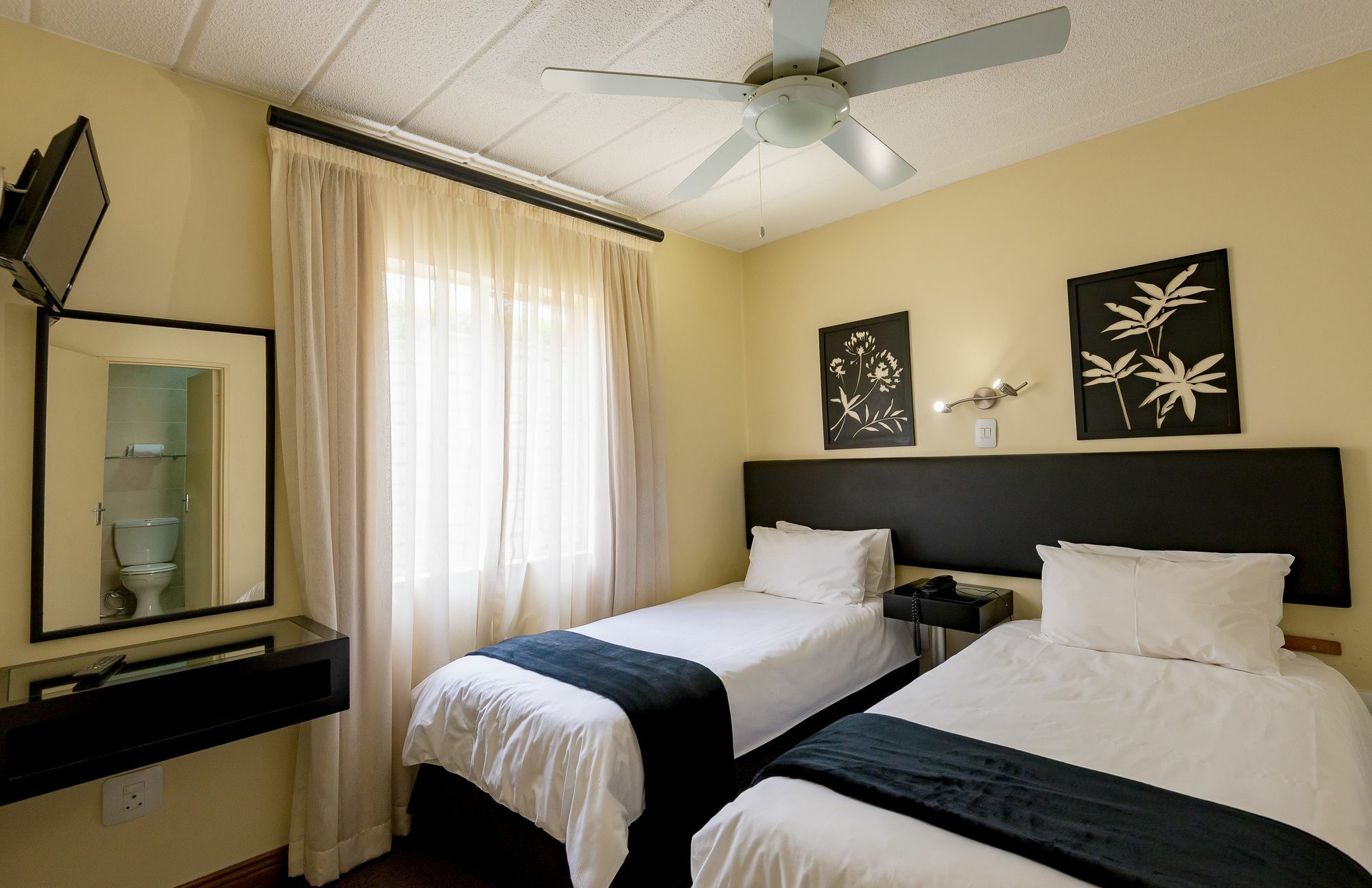 Premiere Classe Apartment Hotel Johannesburg Bagian luar foto